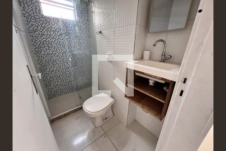 Apartamento à venda com 55m², 2 quartos e 1 vagaBanheiro Social