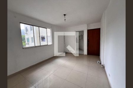 Apartamento à venda com 55m², 2 quartos e 1 vagaSala