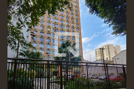 Apartamento à venda com 129m², 3 quartos e 2 vagasFachada e portaria