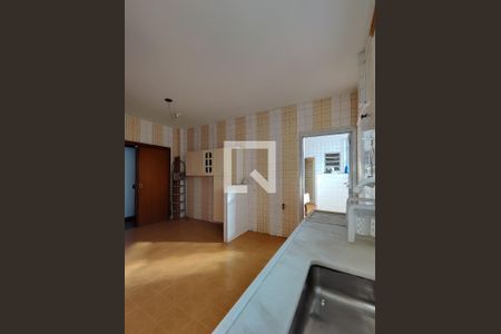 Apartamento à venda com 129m², 3 quartos e 2 vagasCozinha