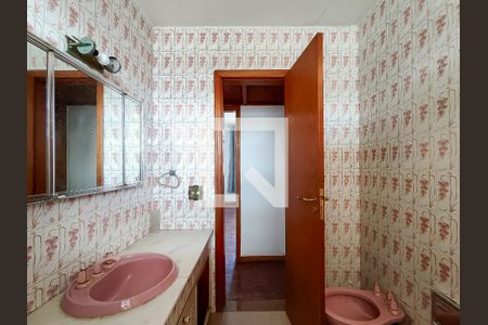 Apartamento à venda com 129m², 3 quartos e 2 vagasBanheiro Corredor