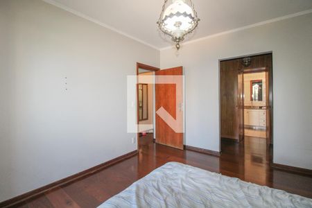 Apartamento à venda com 200m², 4 quartos e 2 vagasQuarto 4