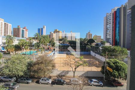Apartamento à venda com 200m², 4 quartos e 2 vagasQuarto 2