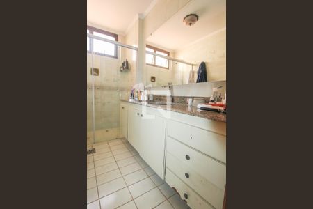 Apartamento à venda com 200m², 4 quartos e 2 vagasBanheiro Social