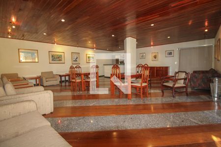 Apartamento à venda com 200m², 4 quartos e 2 vagasÁrea comum