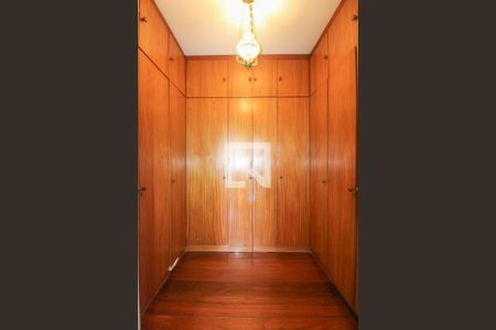 Apartamento à venda com 200m², 4 quartos e 2 vagasQuarto 4