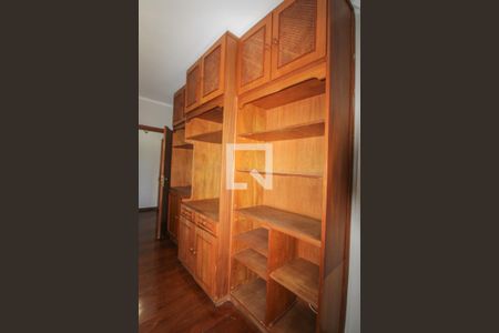 Apartamento à venda com 200m², 4 quartos e 2 vagasQuarto 1