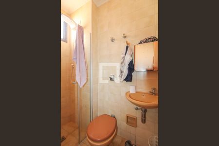 Apartamento à venda com 200m², 4 quartos e 2 vagasBanheiro de Serviço