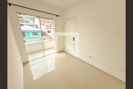Sala de TV de apartamento para alugar com 2 quartos, 55m² em Ingleses do Rio Vermelho, Florianópolis