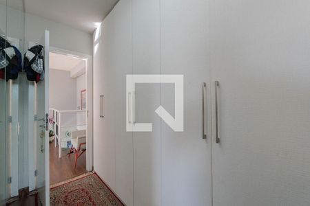 Apartamento à venda com 134m², 3 quartos e 2 vagasSuíte 2