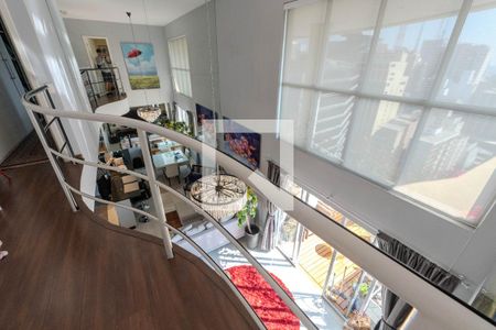 Apartamento à venda com 134m², 3 quartos e 2 vagasEscada