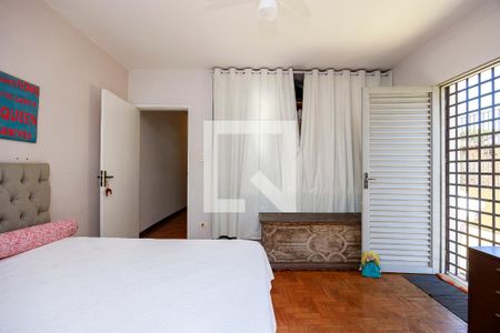 Casa à venda com 250m², 3 quartos e 4 vagasQuarto 2
