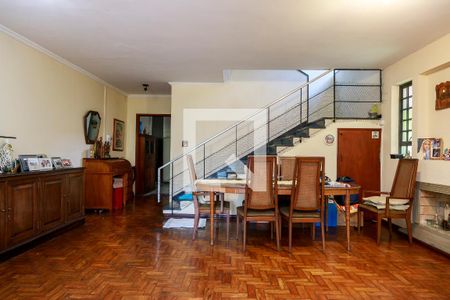 Sala de casa à venda com 3 quartos, 250m² em Brooklin Paulista, São Paulo