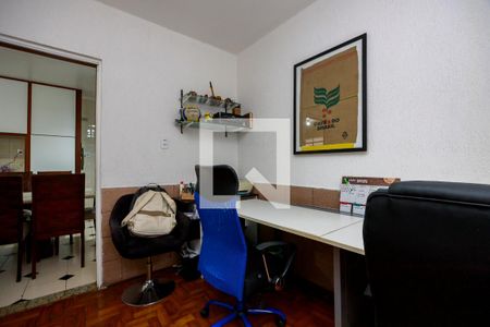 Casa à venda com 250m², 3 quartos e 4 vagasEscritório