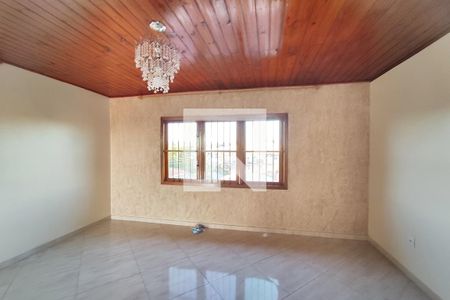Casa para alugar com 135m², 2 quartos e 2 vagasSala