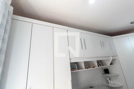Apartamento à venda com 31m², 1 quarto e sem vagaQuarto - Armários
