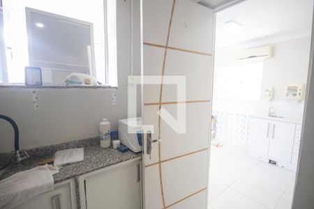 Casa para alugar com 90m², 2 quartos e 2 vagasCozinha
