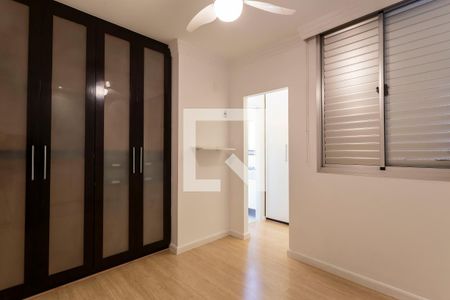 Apartamento para alugar com 70m², 2 quartos e 2 vagasQuarto 