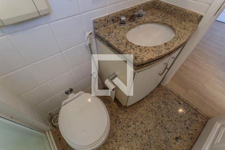 Apartamento para alugar com 70m², 2 quartos e 2 vagasBanheiro