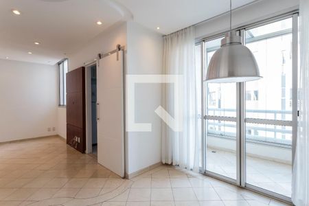 Apartamento para alugar com 70m², 2 quartos e 2 vagasSala 