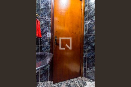 Casa de condomínio à venda com 435m², 4 quartos e 2 vagasLavabo externo