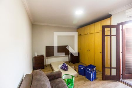 Casa de condomínio à venda com 435m², 4 quartos e 2 vagasQuarto 4