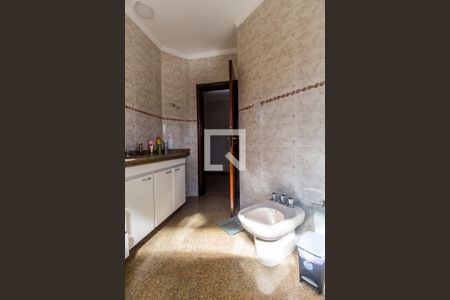 Casa de condomínio à venda com 435m², 4 quartos e 2 vagasBanheiro