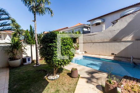 Casa de condomínio à venda com 435m², 4 quartos e 2 vagasVista da Sala