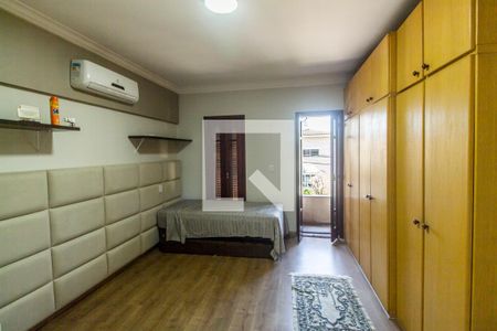 Casa de condomínio à venda com 435m², 4 quartos e 2 vagasSuíte 2