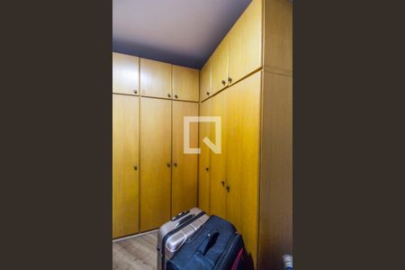 Casa de condomínio à venda com 435m², 4 quartos e 2 vagasCloset da suíte 1