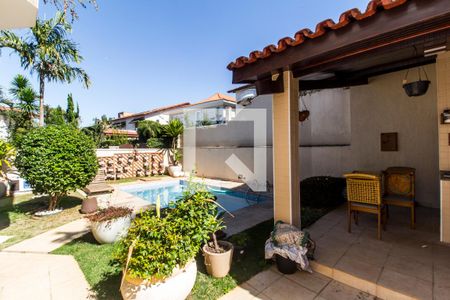 Casa de condomínio à venda com 435m², 4 quartos e 2 vagasPiscina