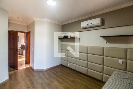 Casa de condomínio à venda com 435m², 4 quartos e 2 vagasSuíte 2