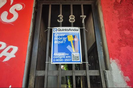 Casa para alugar com 26m², 1 quarto e sem vaga Casa para alugar com 26m², 1 quarto e sem vagaFachada