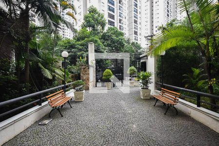Apartamento para alugar com 75m², 3 quartos e 1 vaga Apartamento para alugar com 75m², 3 quartos e 1 vagaEntrada