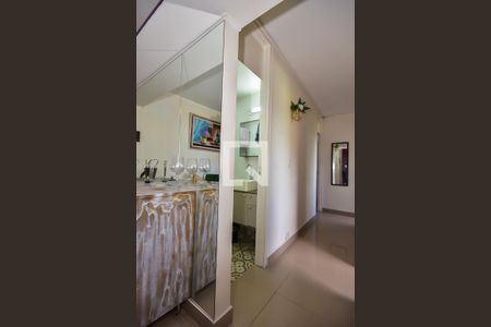 Apartamento para alugar com 75m², 3 quartos e 1 vaga Apartamento para alugar com 75m², 3 quartos e 1 vagaCorredor