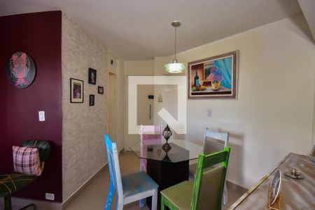 Apartamento para alugar com 75m², 3 quartos e 1 vaga Apartamento para alugar com 75m², 3 quartos e 1 vagaSala