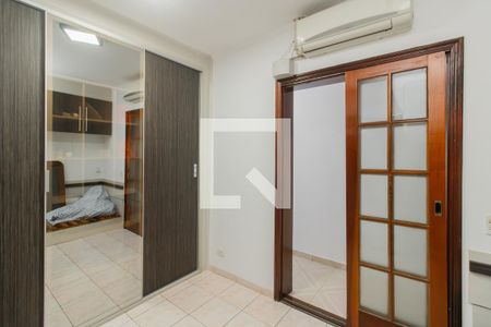 Casa à venda com 277m², 3 quartos e 4 vagasQuarto 2