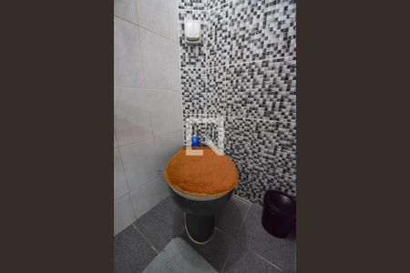 Casa à venda com 146m², 4 quartos e 4 vagas Casa à venda com 146m², 4 quartos e 4 vagasBanheiro de Serviço