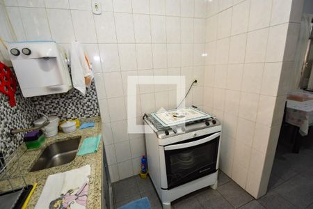 Casa à venda com 146m², 4 quartos e 4 vagas Casa à venda com 146m², 4 quartos e 4 vagasCozinha