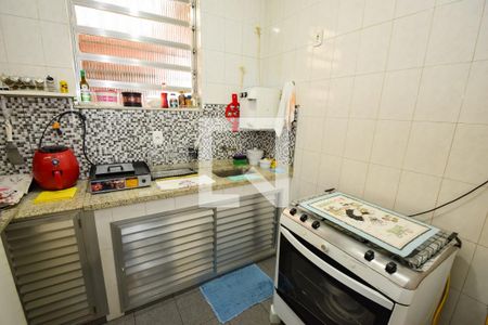Casa à venda com 146m², 4 quartos e 4 vagas Casa à venda com 146m², 4 quartos e 4 vagasCozinha