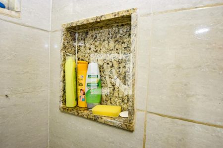 Casa à venda com 146m², 4 quartos e 4 vagas Casa à venda com 146m², 4 quartos e 4 vagasBanheiro (Casa dos Fundos)