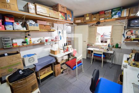 Casa à venda com 146m², 4 quartos e 4 vagas Casa à venda com 146m², 4 quartos e 4 vagasQuarto de Serviço