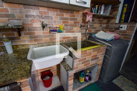 Casa à venda com 146m², 4 quartos e 4 vagas Casa à venda com 146m², 4 quartos e 4 vagasÁrea de Serviço