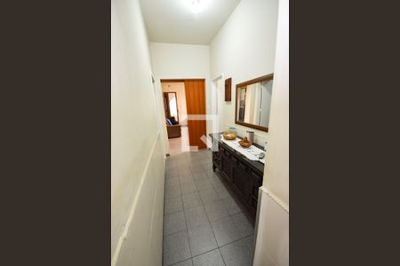 Casa à venda com 146m², 4 quartos e 4 vagas Casa à venda com 146m², 4 quartos e 4 vagasCorredor