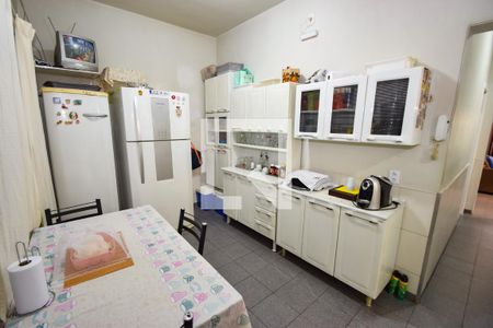 Casa à venda com 146m², 4 quartos e 4 vagas Casa à venda com 146m², 4 quartos e 4 vagasCopa