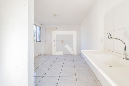 Cozinha de apartamento para alugar com 2 quartos, 38m² em Jardim Dona Leopoldina, Porto Alegre