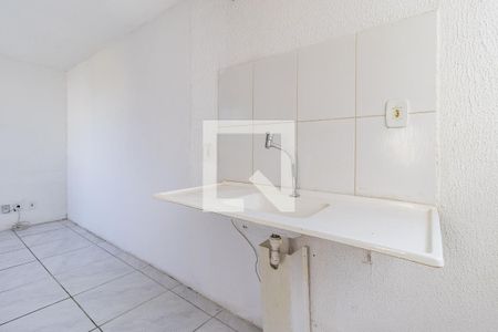 Cozinha de apartamento para alugar com 2 quartos, 38m² em Jardim Dona Leopoldina, Porto Alegre