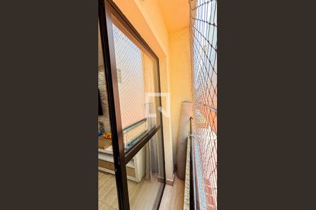 Casa de condomínio à venda com 210m², 3 quartos e 3 vagasVaranda