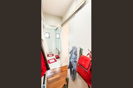 Casa de condomínio à venda com 210m², 3 quartos e 3 vagasSuite 2 - Closet