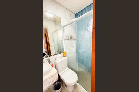 Casa de condomínio à venda com 210m², 3 quartos e 3 vagasBanheiro da Suíte 1